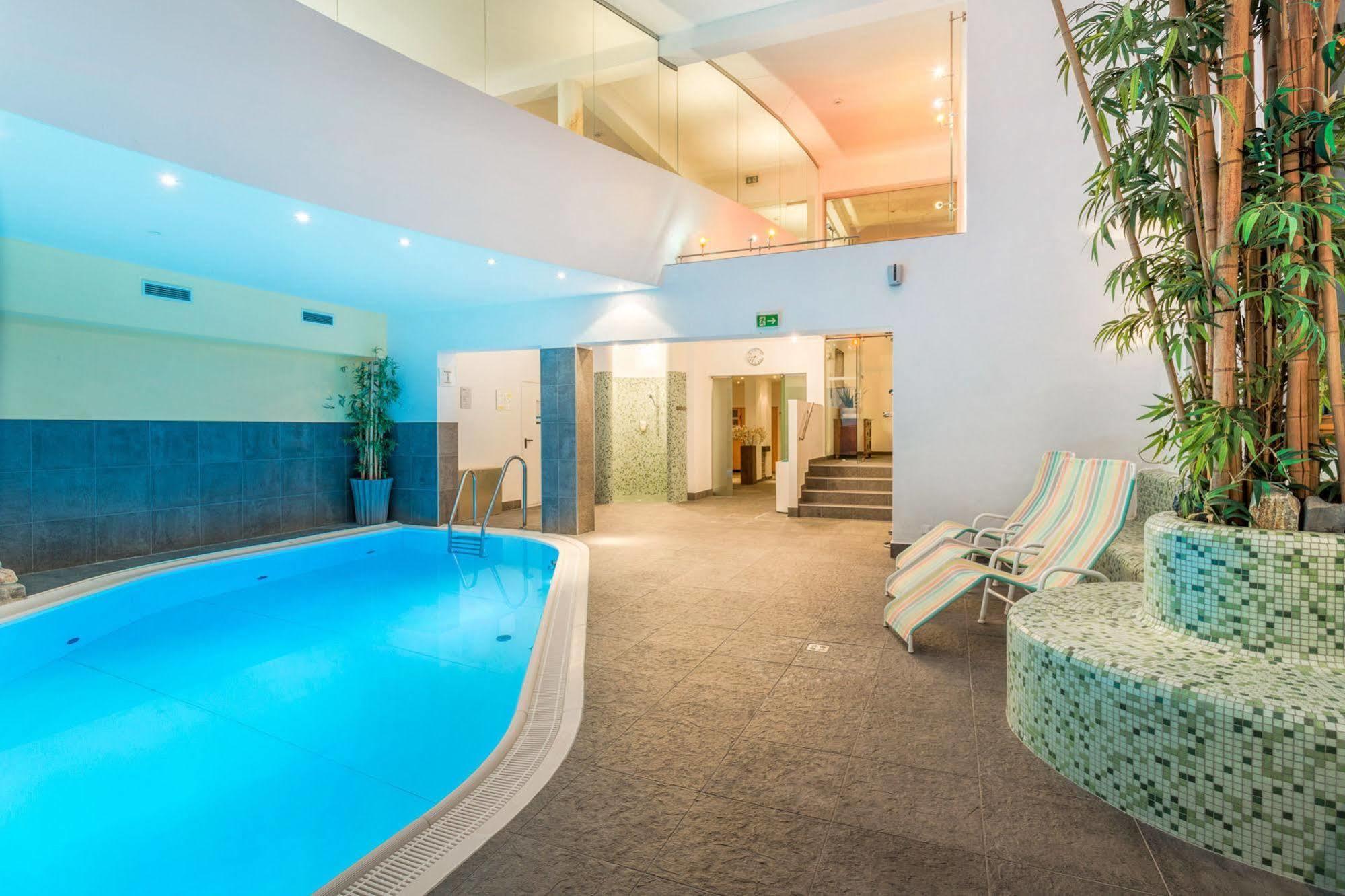 Hotel Badhaus Zell am See Exterior photo